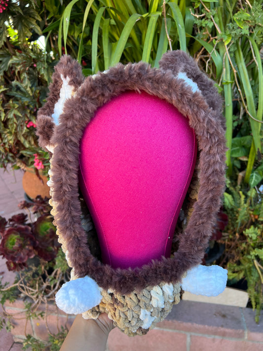 🦣  dark brown ears